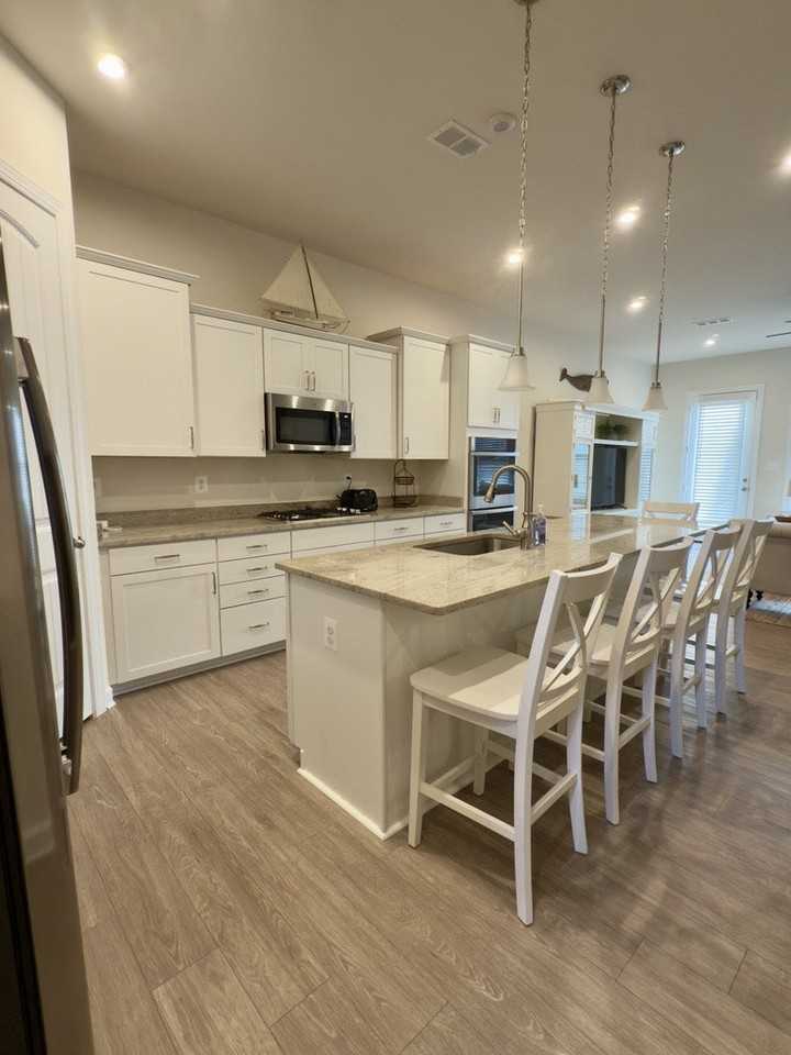 37 Beach Club Avenue - Photo 4 of 28