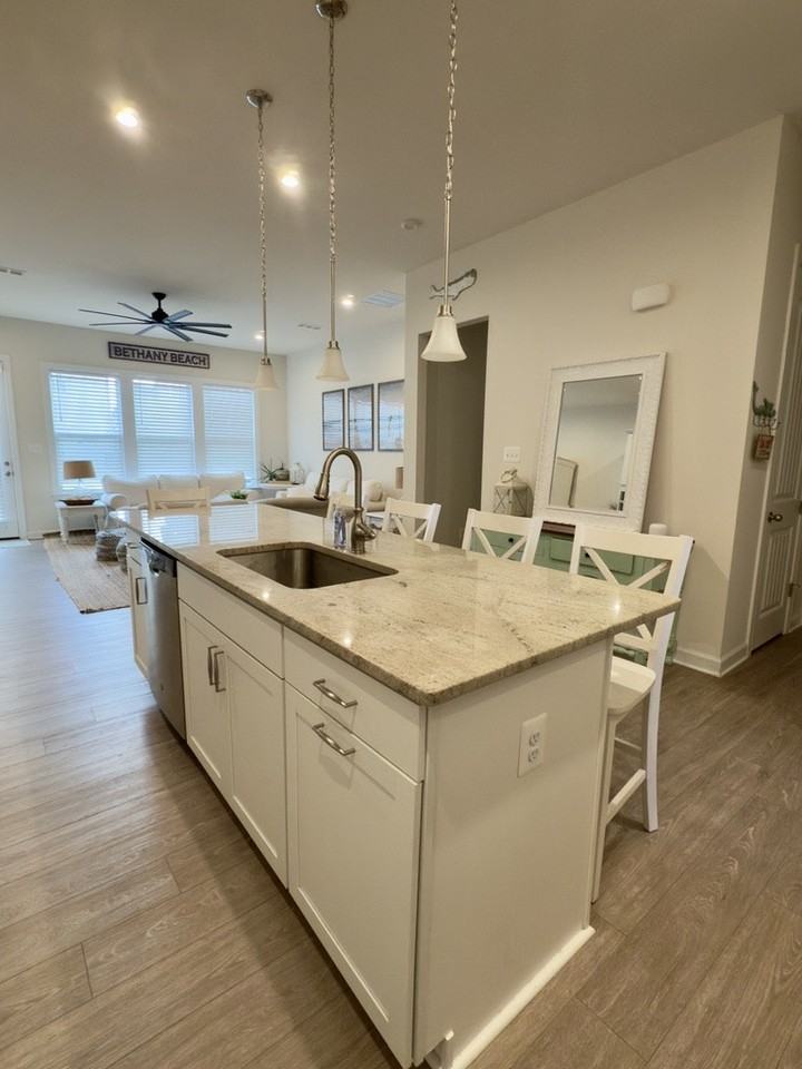 37 Beach Club Avenue - Photo 5 of 28