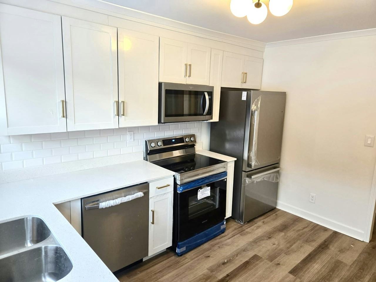 5306 Eaton Cir, Unit 1 - Photo 7 of 11