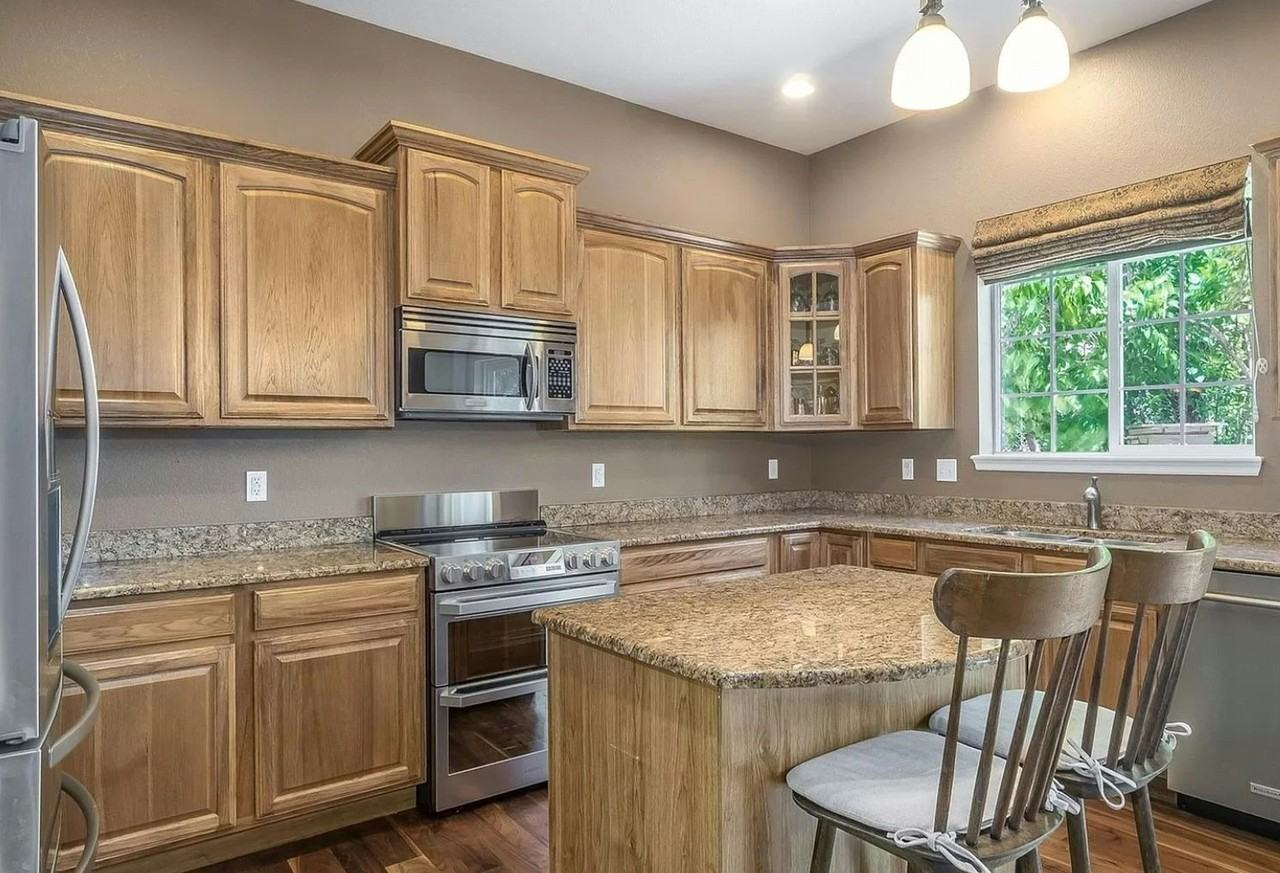 5376 Cloverbrook Circle - Photo 2 of 7