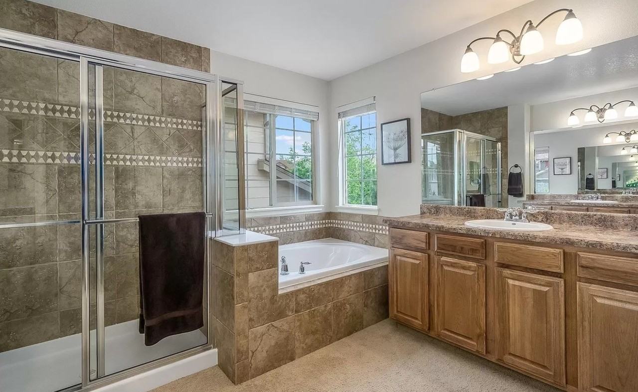 5376 Cloverbrook Circle - Photo 5 of 7