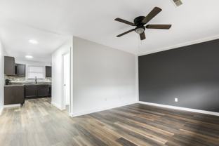 1642 Hillwood Dr #G13 - Photo 1 of 1