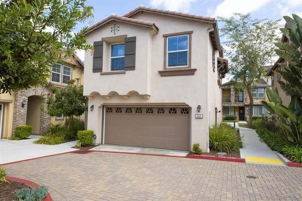 558 Moonlight Dr - Photo 2 of 12