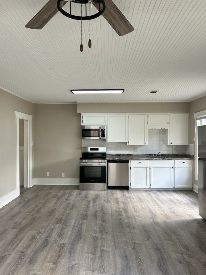 524 King St #A - Photo 4 of 7