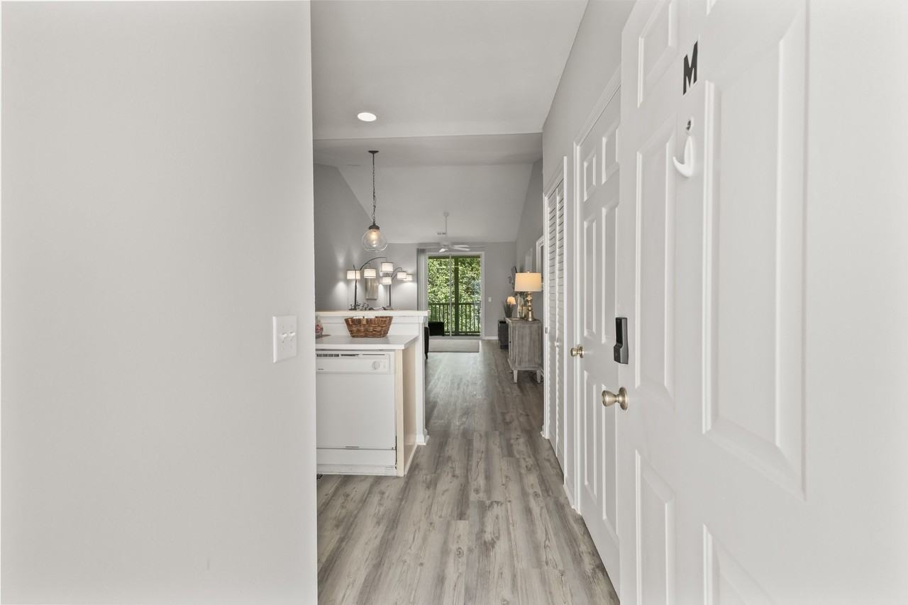 1314 River Oaks Dr - Photo 2 of 20