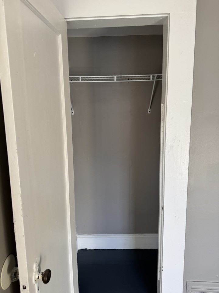 602 Jewell Ave - Photo 3 of 7