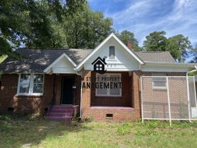 827 Nottingham Dr - Photo 1 of 1