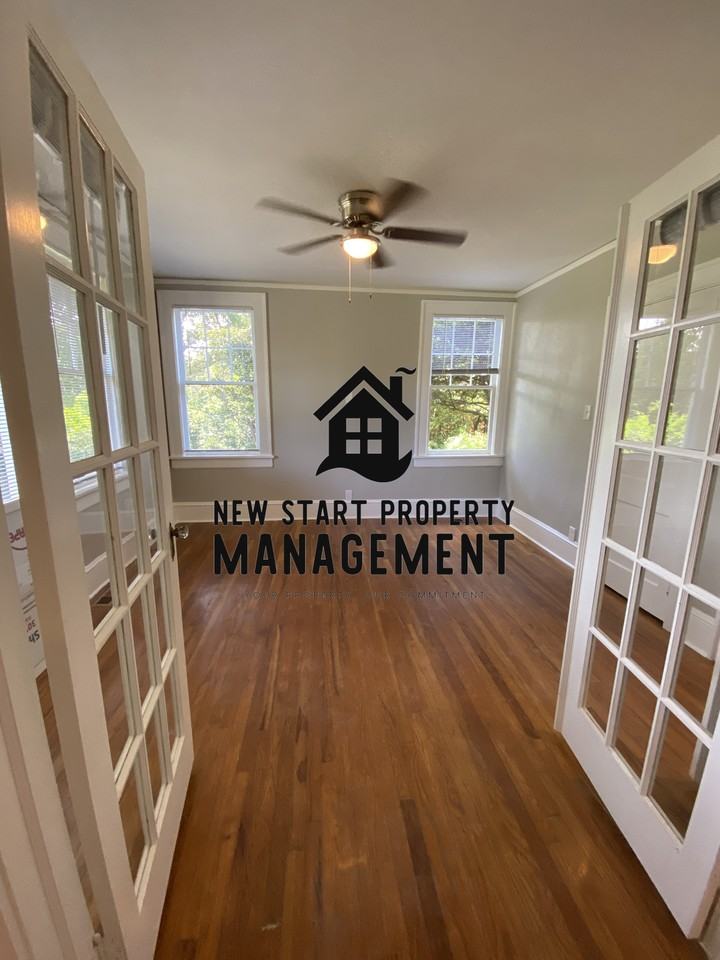 827 Nottingham Dr - Photo 5 of 23