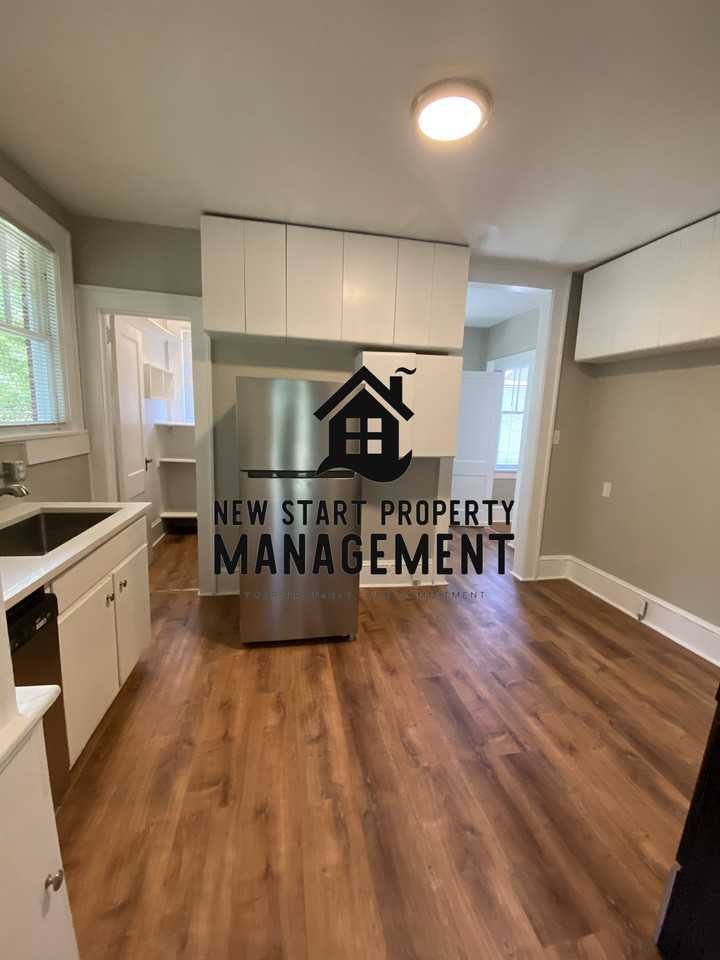 827 Nottingham Dr - Photo 7 of 23