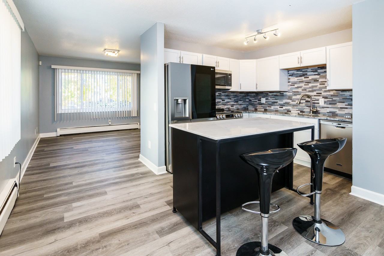 3016 Pleasant Ave #102A - Photo 5 of 10