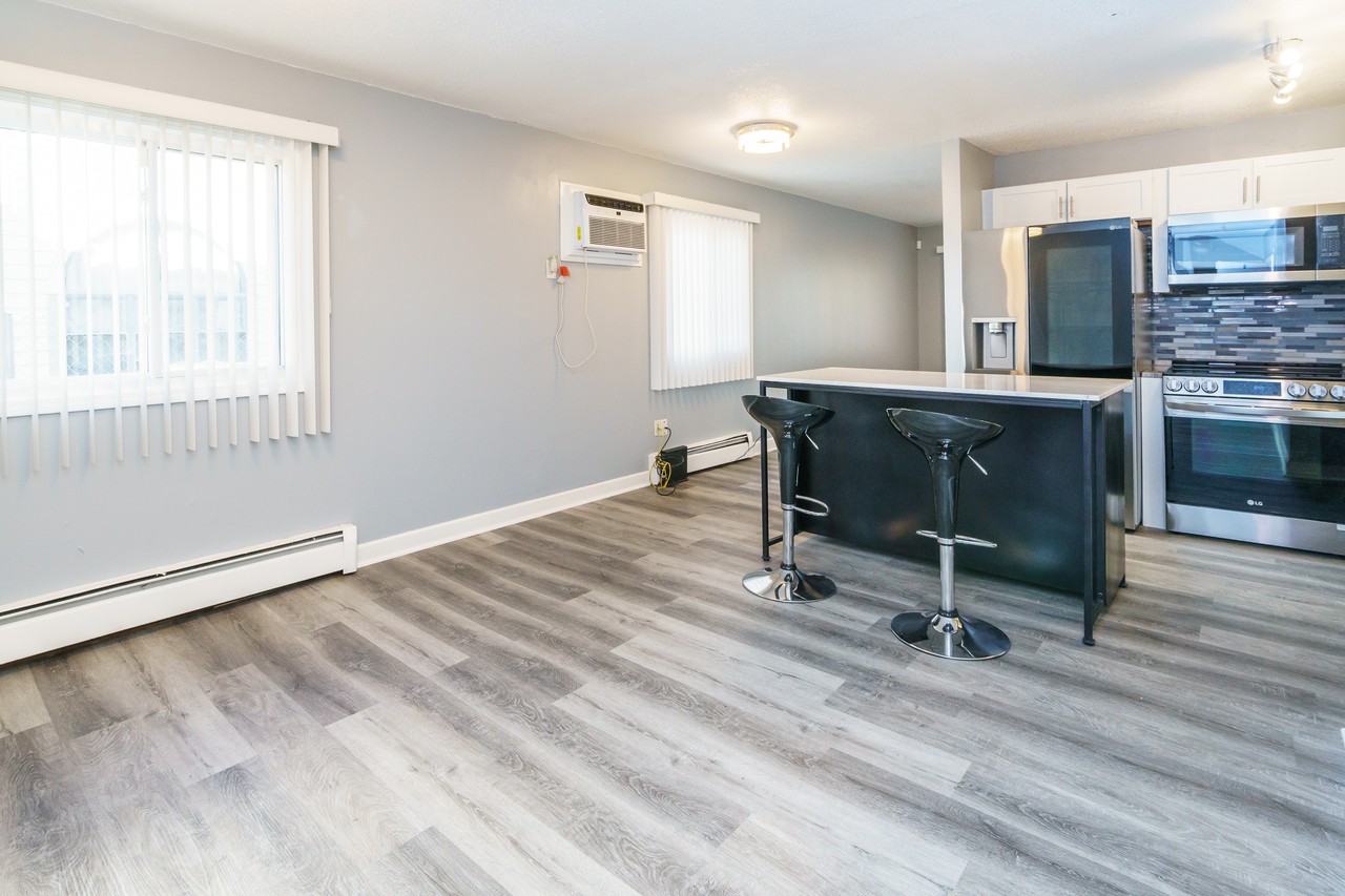 3016 Pleasant Ave #102A - Photo 6 of 10