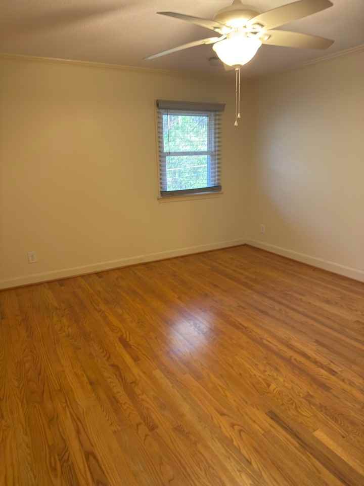 109 Circle Dr - Photo 4 of 18