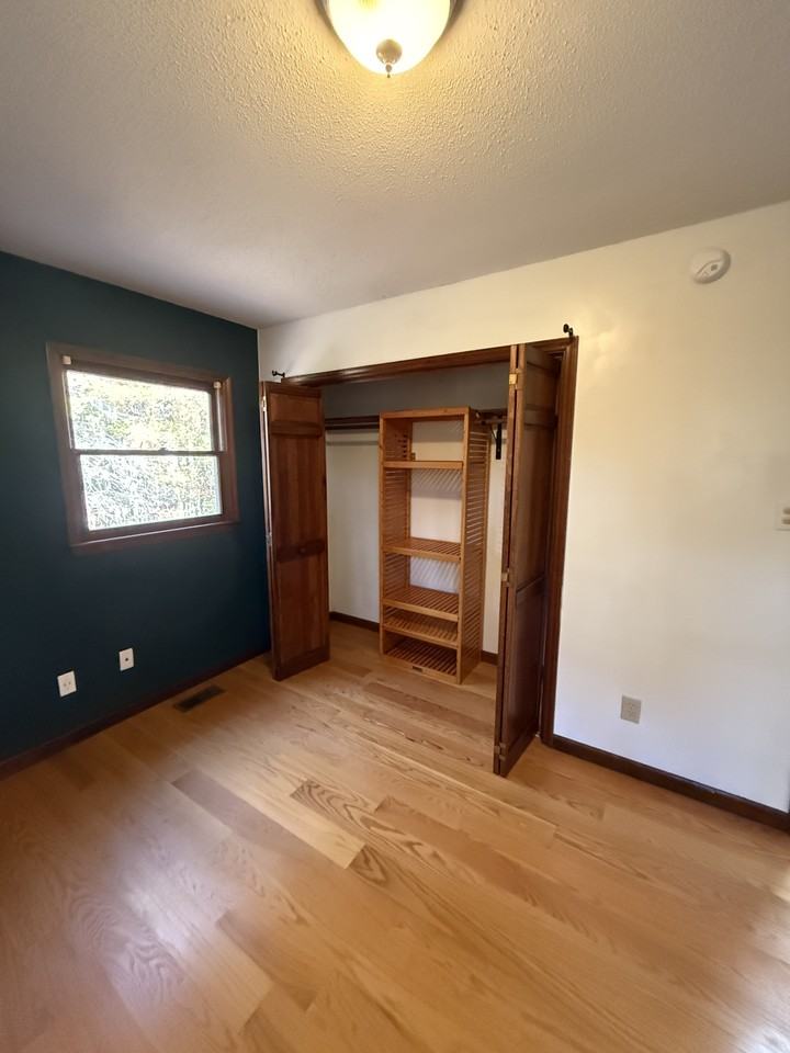 4711 Highview Ct - Photo 6 of 41