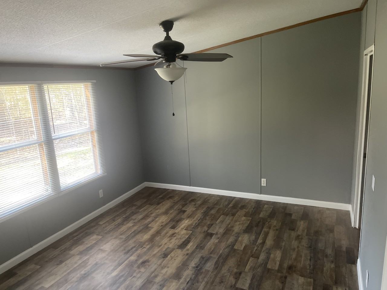 434 Dundee Cir - Photo 4 of 15