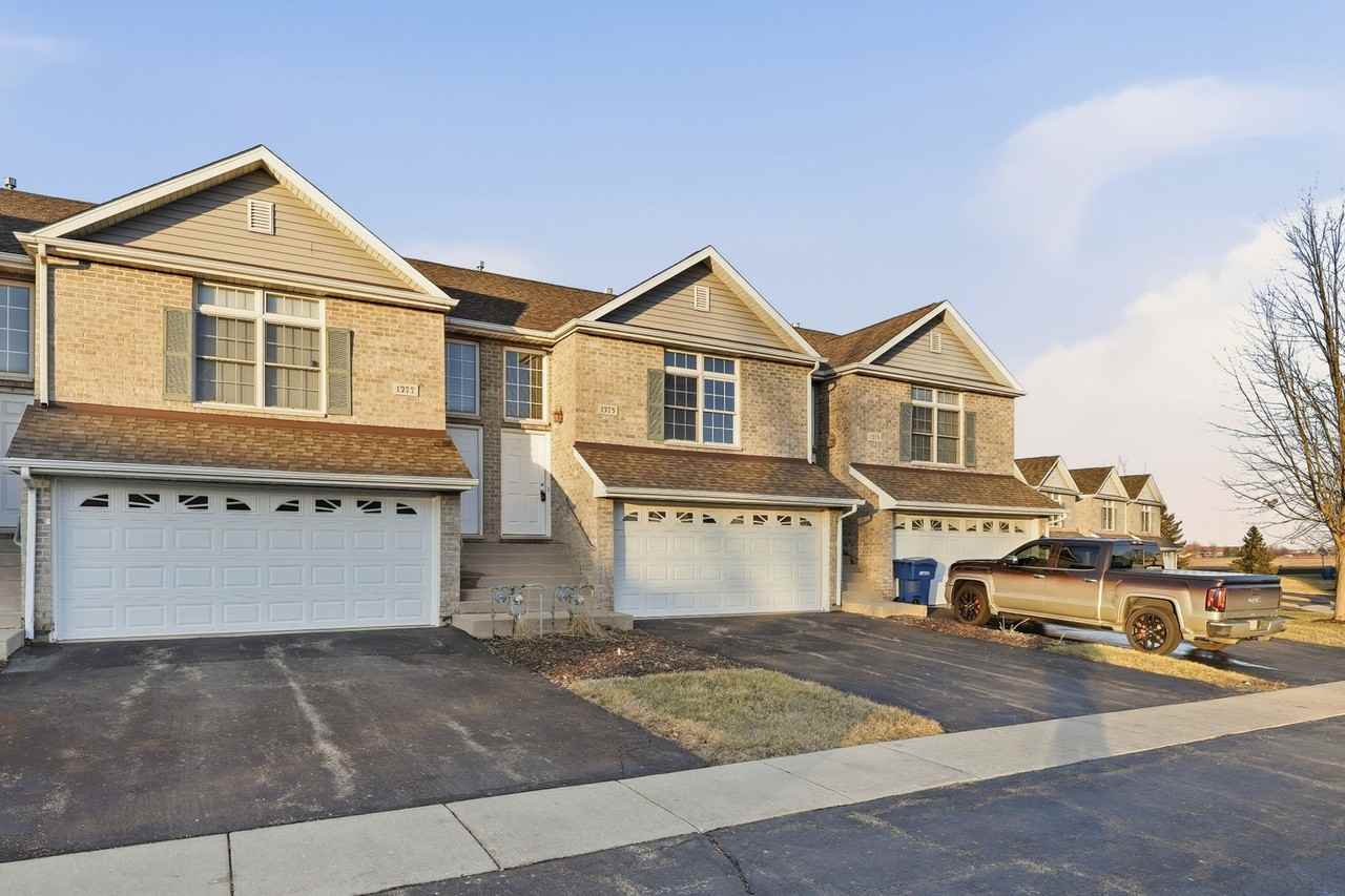 1275 Penny Ln - Photo 2 of 23