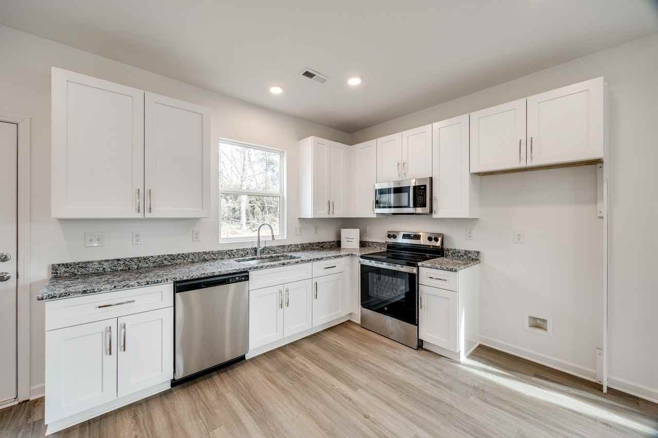 22 S Mickley Ave - Photo 5 of 23