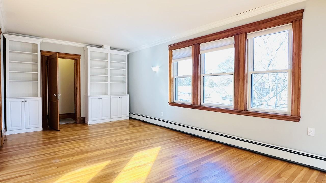 62 Edgecliff Rd #62 - Photo 6 of 33