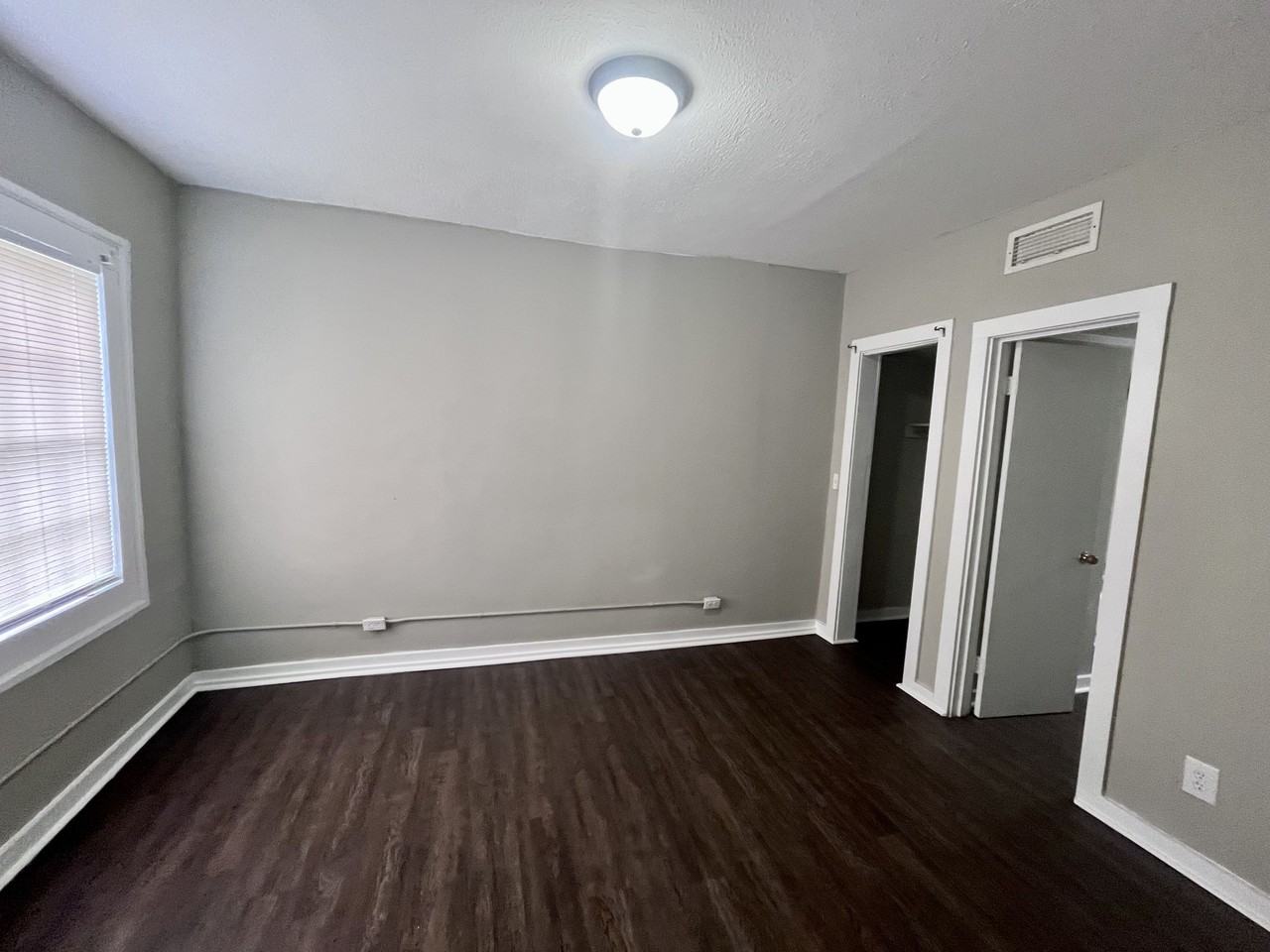 305 Warpath Rd - Photo 4 of 10