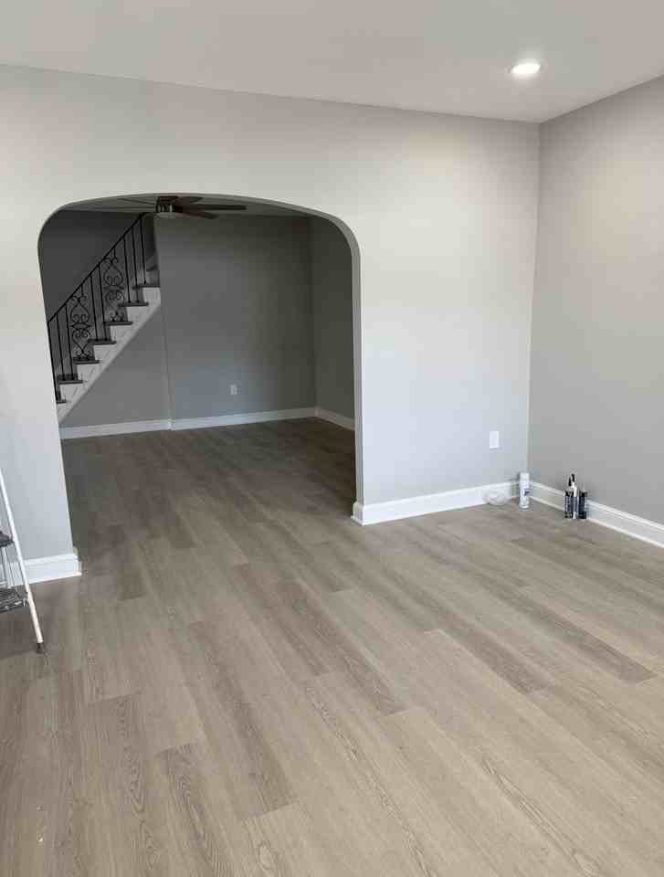 707 Tose St - Photo 2 of 20