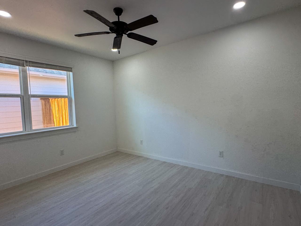 160 Zion Rd - Photo 3 of 22