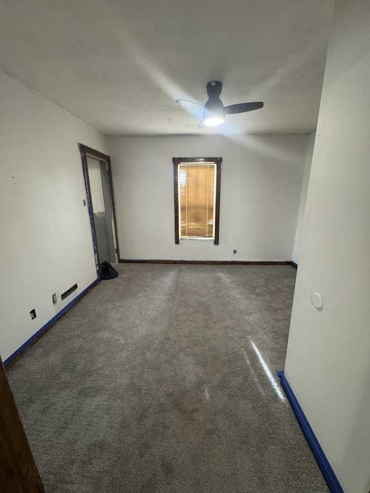 1608 Kansas St - Photo 3 of 8