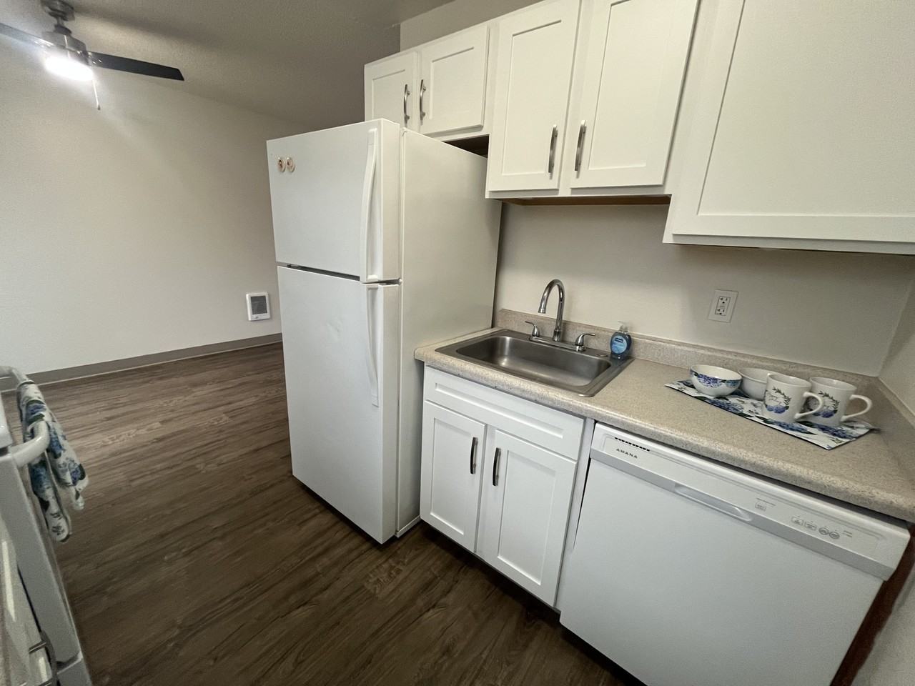 Mt. Pleasant Apartments - Photo 5 of 31