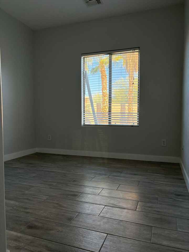 15642 W Devonshire Ave #NA - Photo 7 of 28