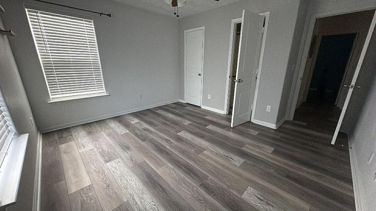 4060 Kingston Pkwy #1 - Photo 6 of 7