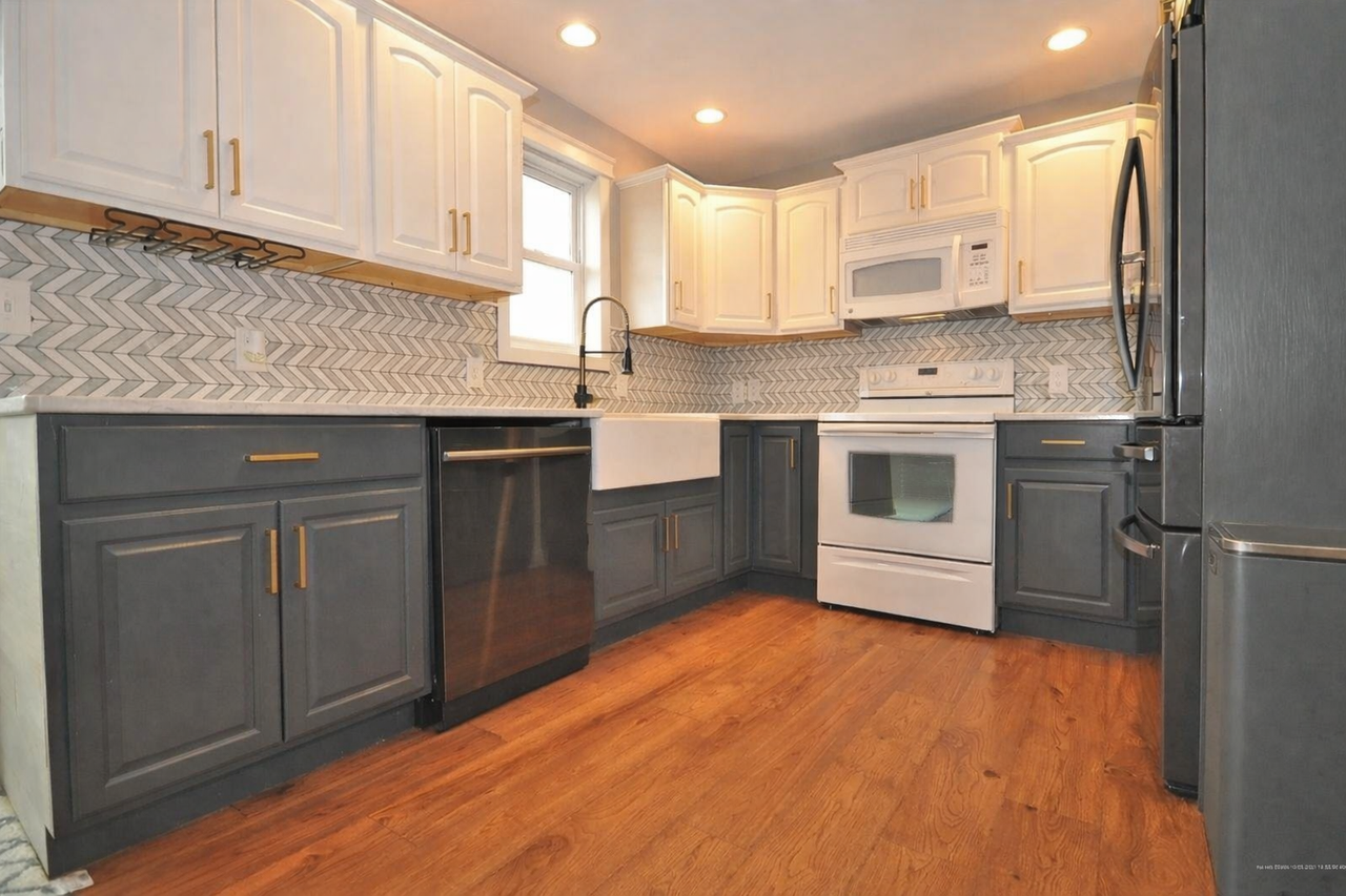 434 Horseback Rd #NA - Photo 2 of 13