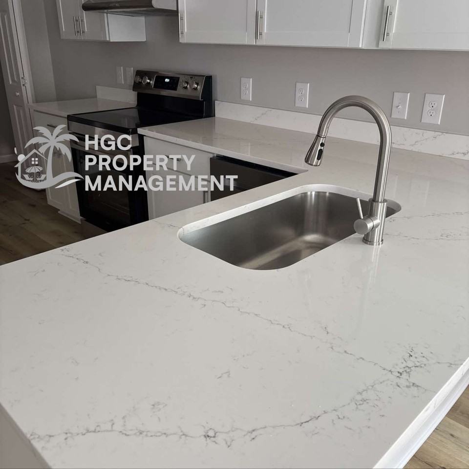 827 Moore St #NA - Photo 4 of 17