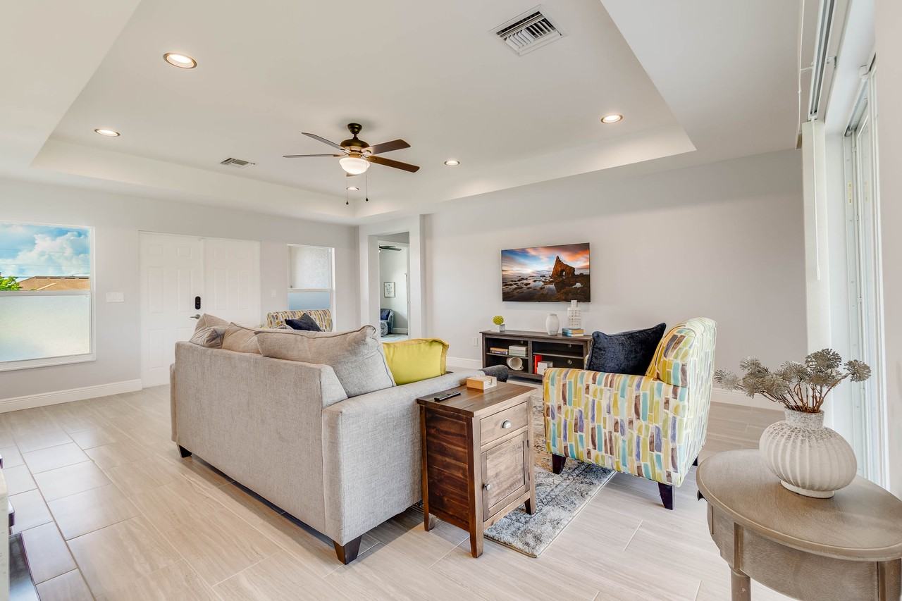 1621 Ne 17th Ter #NA - Photo 4 of 39