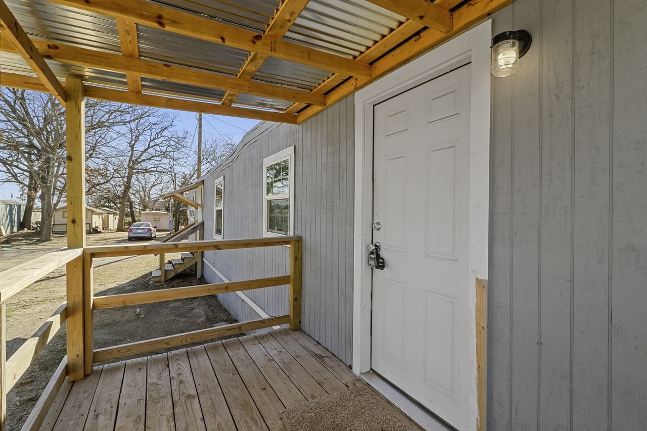 16 Frank Cir #NA - Photo 2 of 11