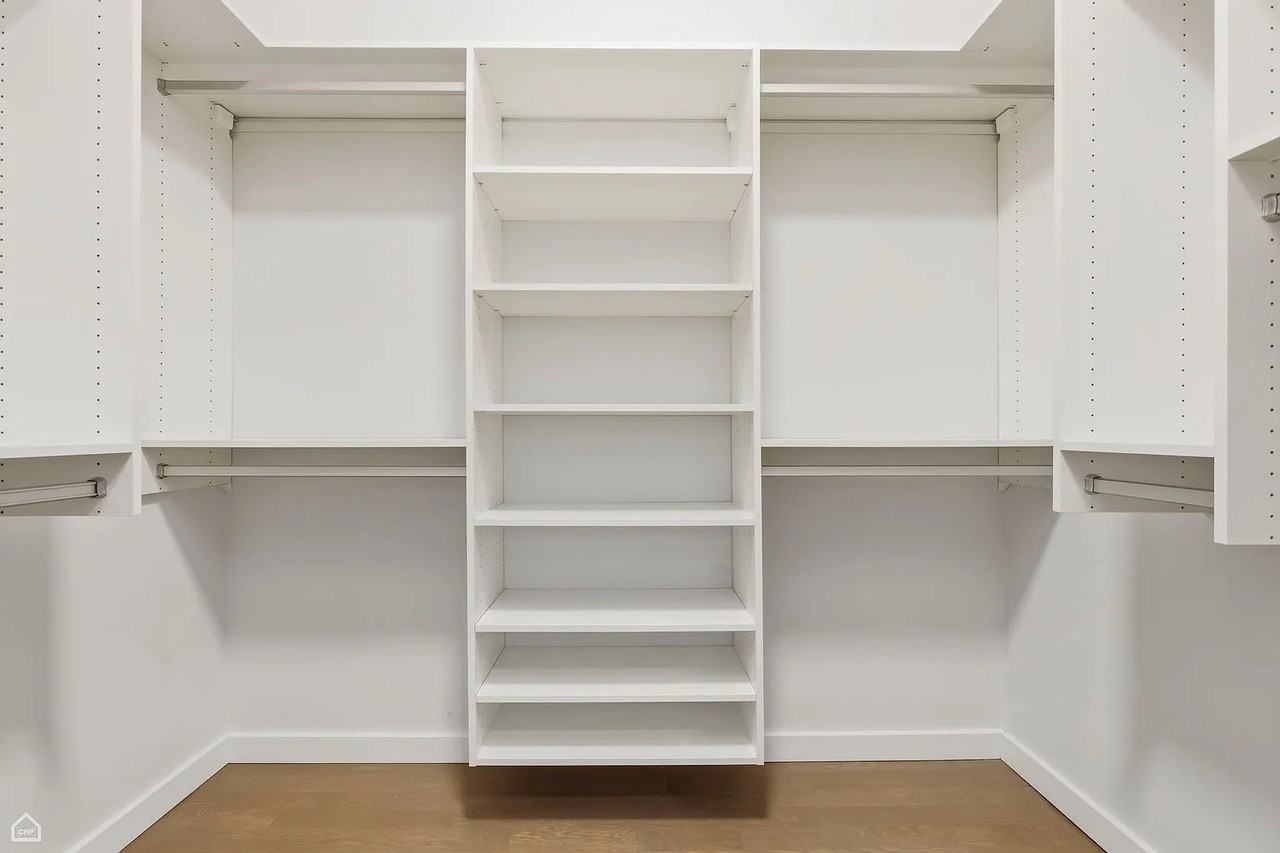 2034 W Grand Ave #1 - Photo 4 of 10