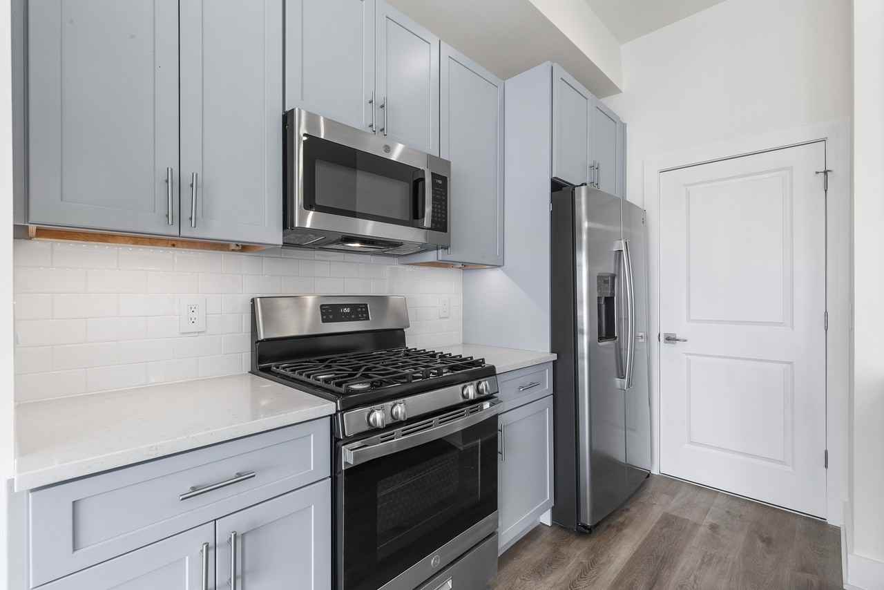 1148 N 2nd St #6C - Photo 3 of 42