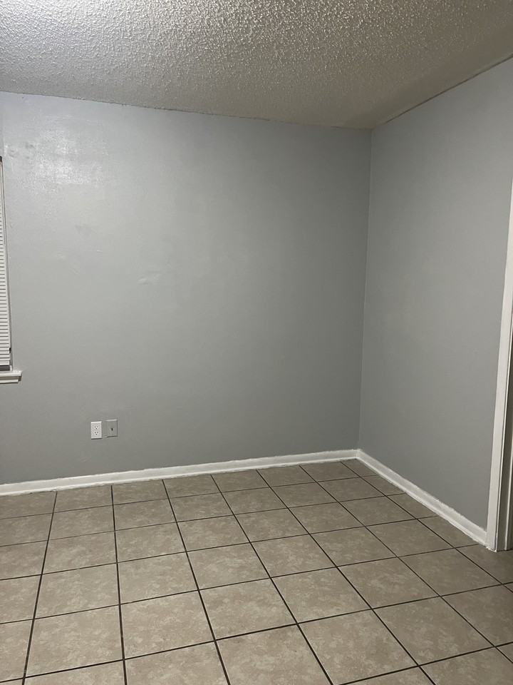 1800 N 4th St #3 - Photo 5 of 6