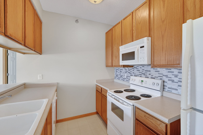 1380 Se Florence Dr #47 - Photo 5 of 17