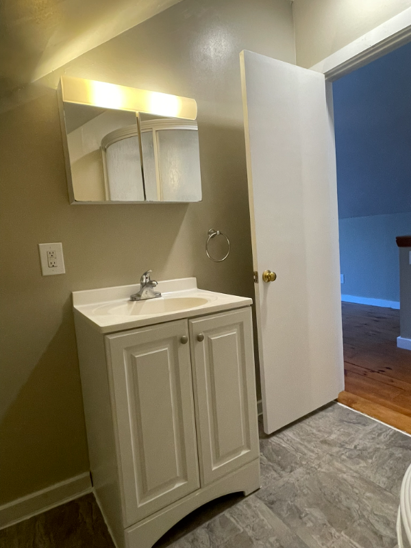 18 Old Concord Tpke #A - Photo 5 of 6