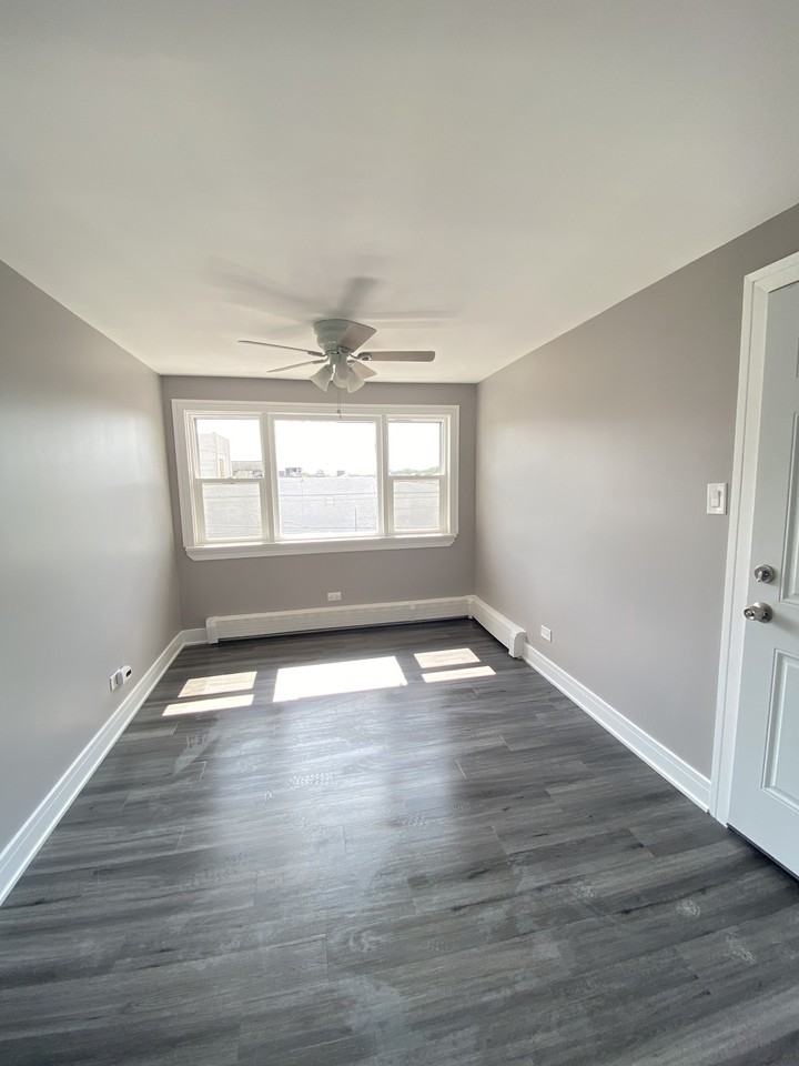 4111 Lindenwood Dr #1E - Photo 6 of 9