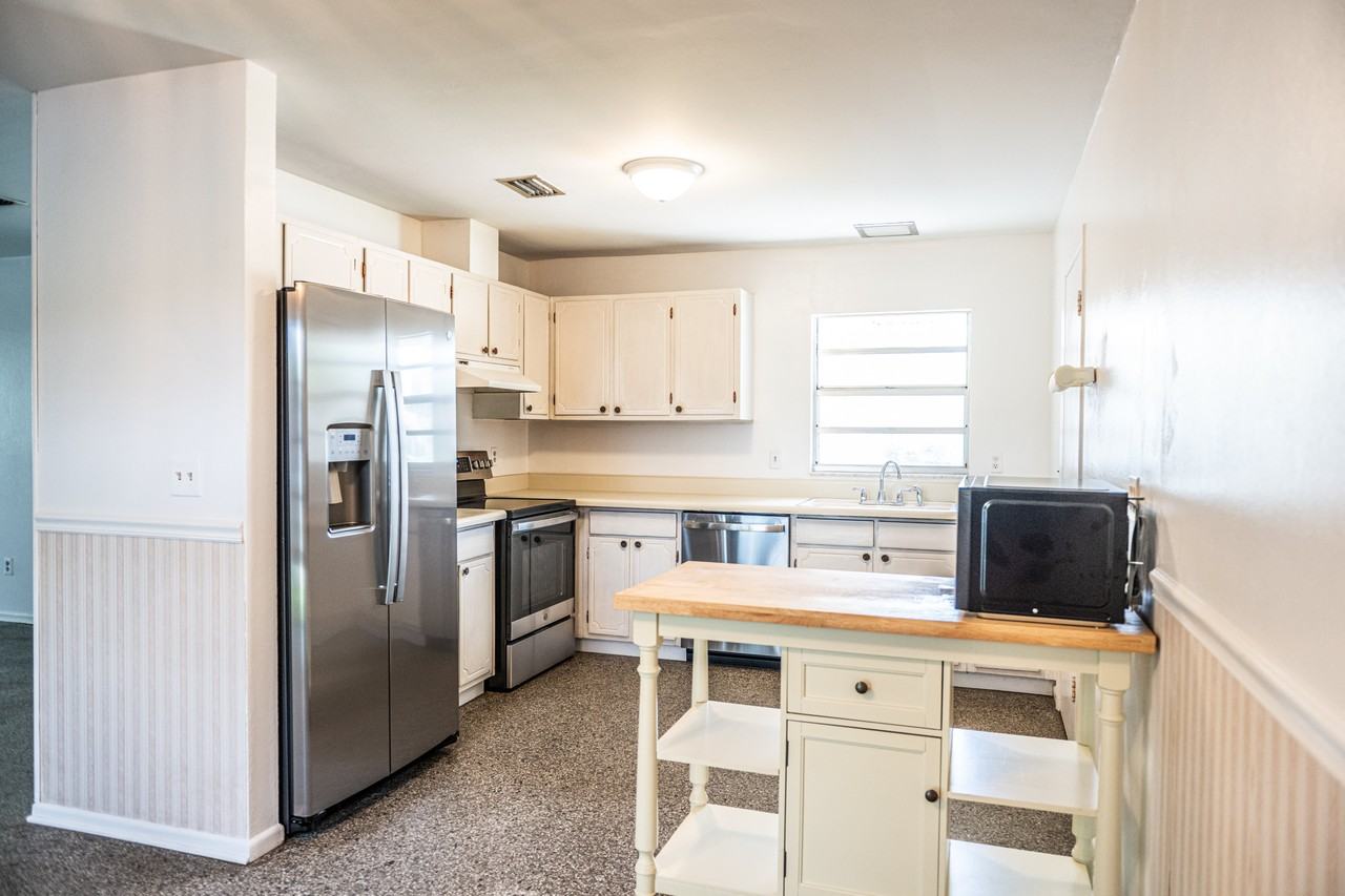 912 Plato Ave #NA - Photo 4 of 17