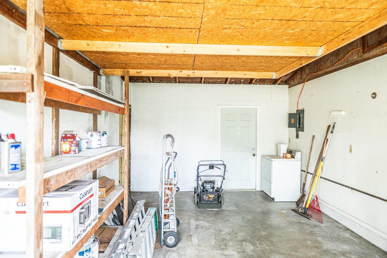 912 Plato Ave #NA - Photo 7 of 17