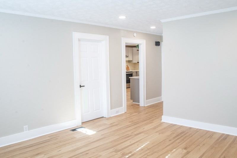 2615 Belvedere Ave - Photo 2 of 17