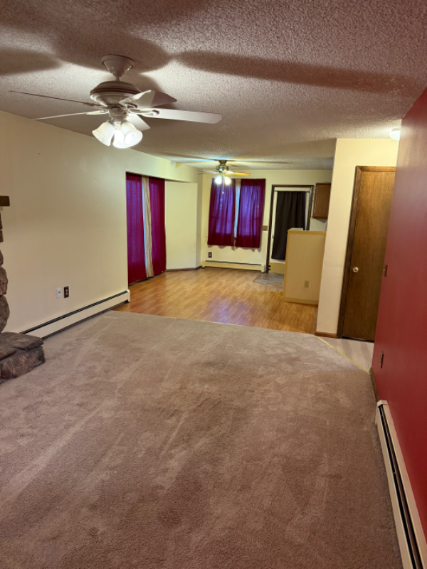 450 Elm Ave - Photo 2 of 8