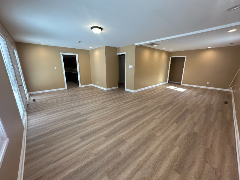 1204 N 6th St - Photo 2 of 20