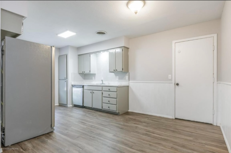 611 Butterfield Trl - Photo 3 of 15