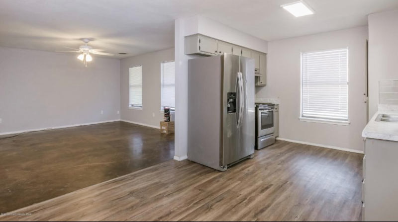 611 Butterfield Trl - Photo 6 of 15