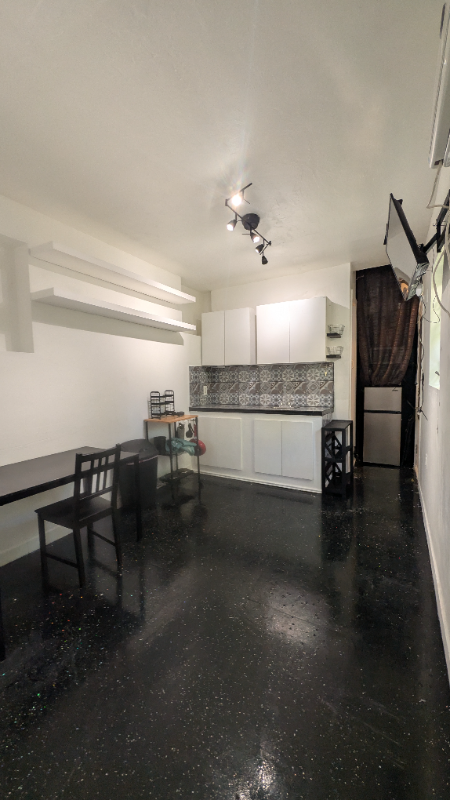 1145 Nw 48th St - Photo 3 of 11