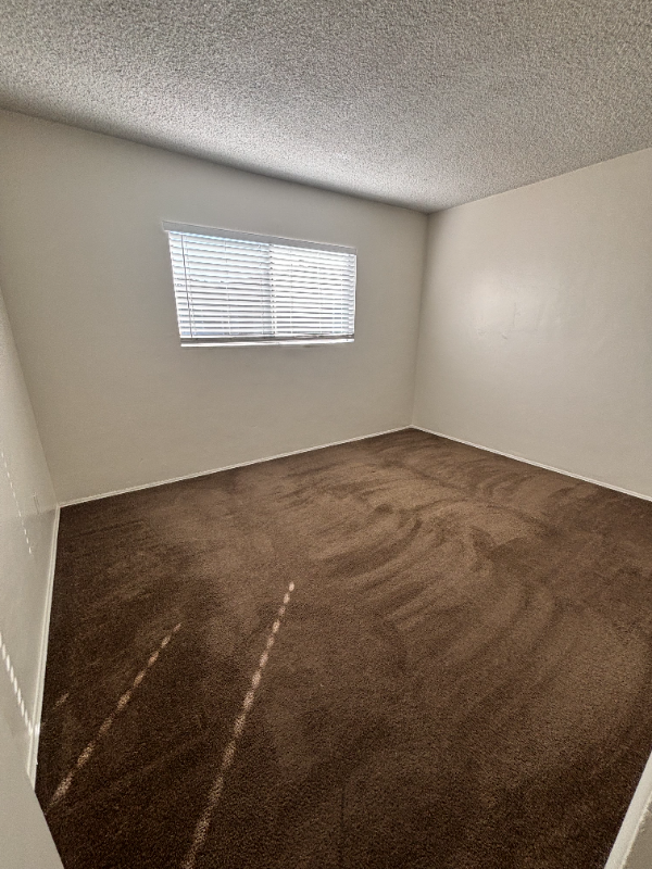 950 S Gilbuck Dr #D - Photo 2 of 10