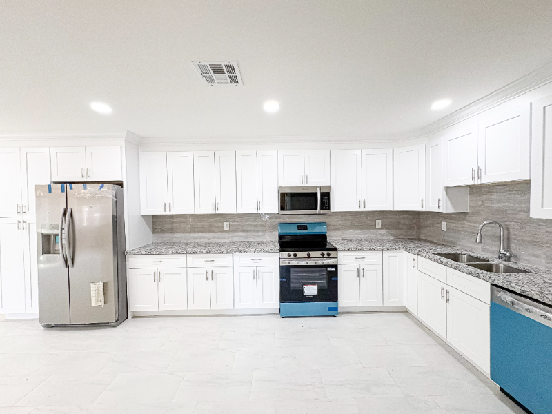 1530 W 4th Pl - Photo 5 of 20