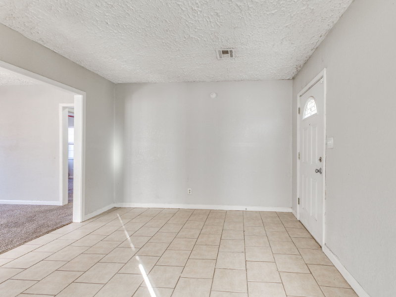 1127 E 26th Pl N - Photo 7 of 19