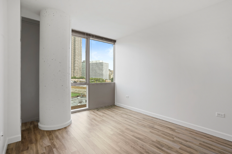 3776 N Halsted St - Photo 6 of 17